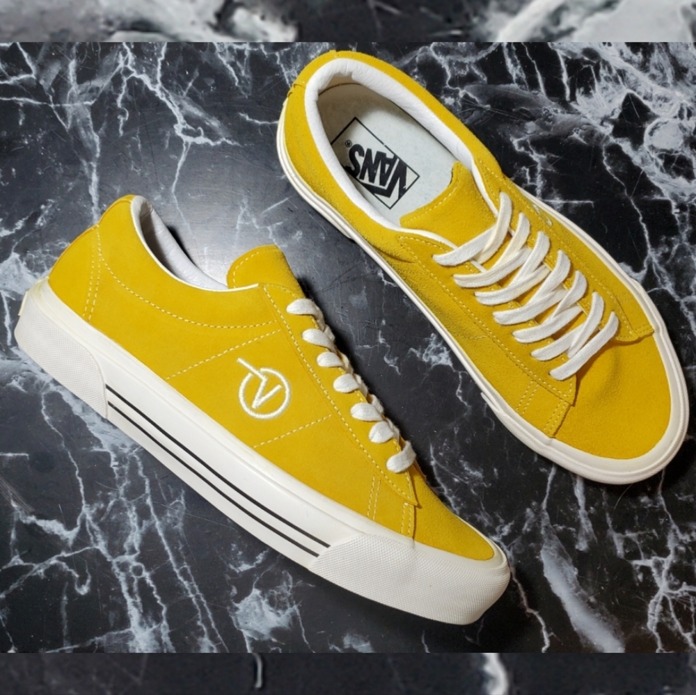 VANS Authentic Skate Shoes Suede